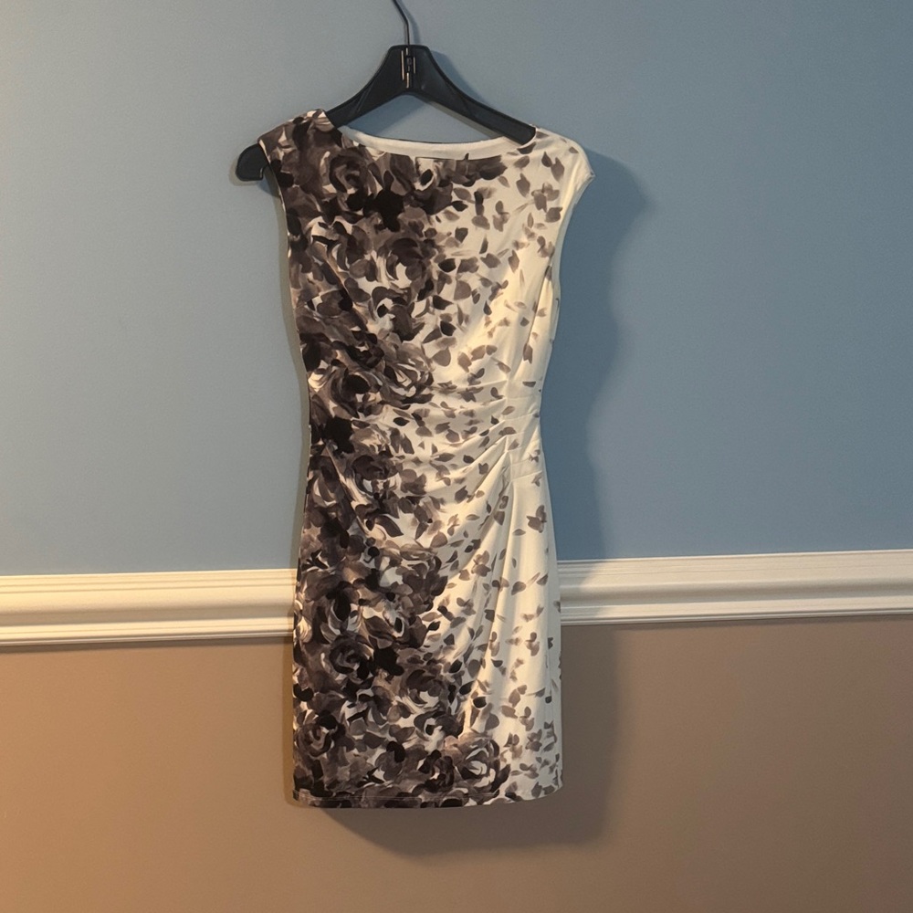 Lauren, Ralph Lauren Black and White Asymmetrical Dress size 2 petite
